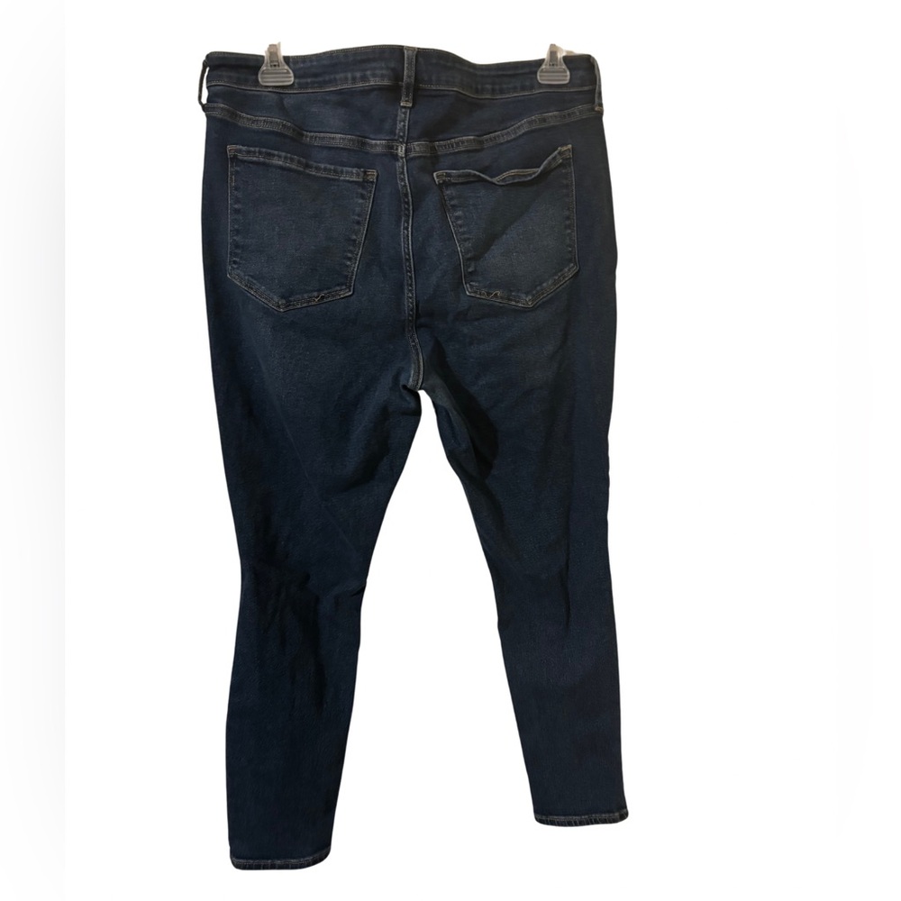 Old Navy Rockstar Highrise Distressed Super Skinny